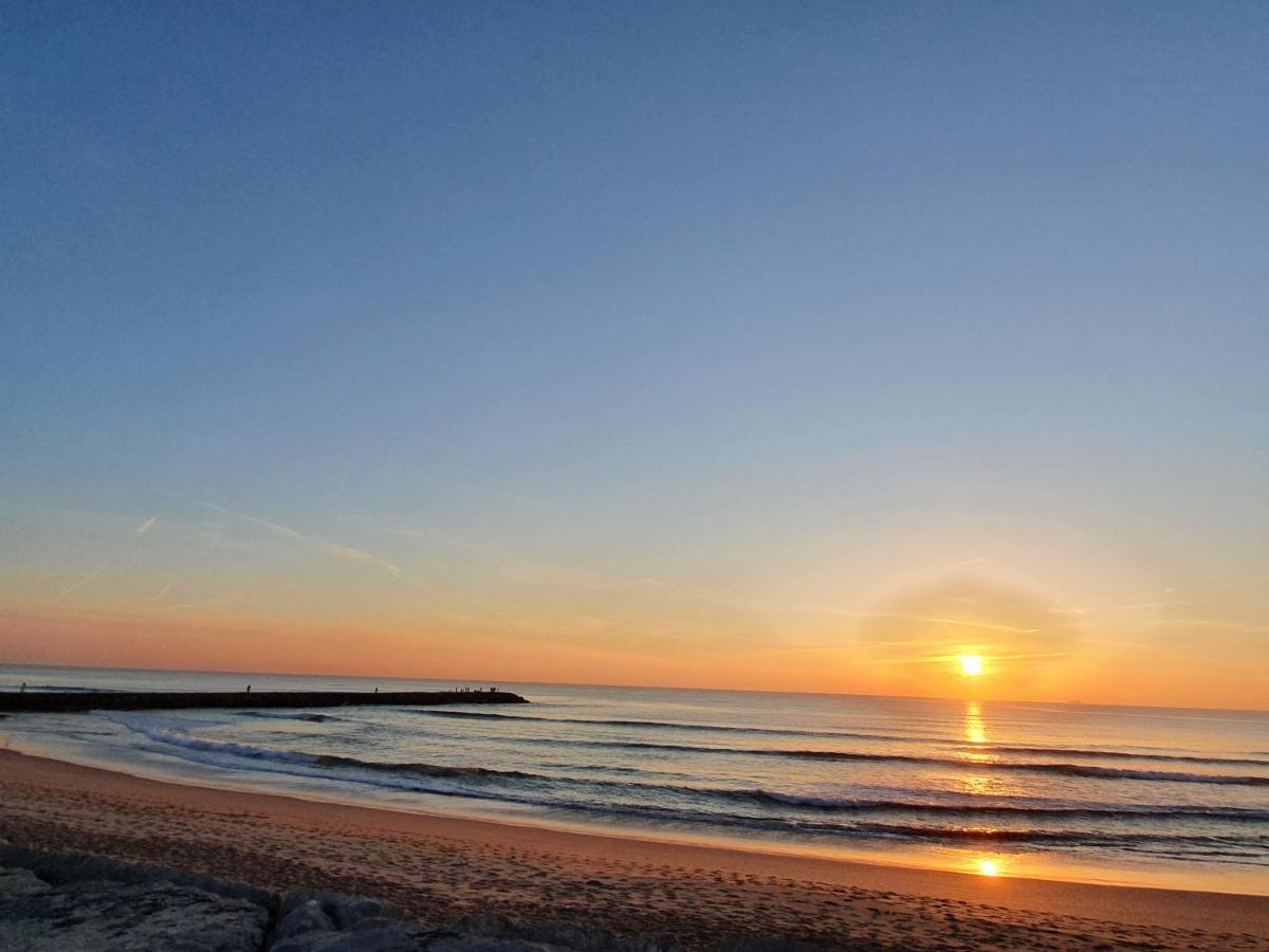 Spacious Beach Flat In Costa Caparica By Soulplaces Коста да Капарика Екстериор снимка